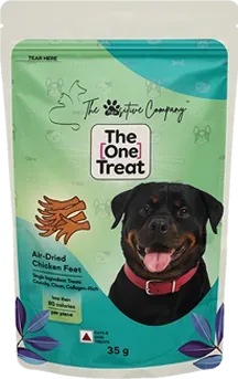 Pouch of The One Treat air-dried chicken feet, 35 g